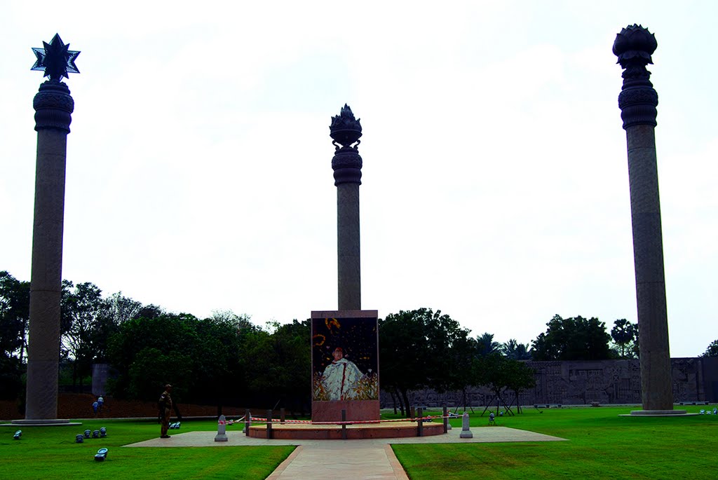 Rajiv Gandhi Memorial, Sriperumbudur by praveen.timken