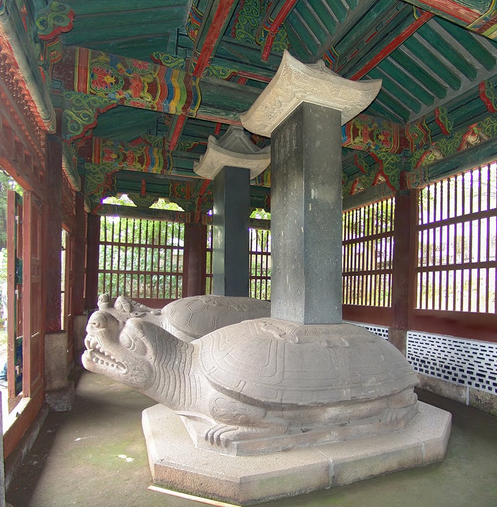 Pyochung Pavilion, Kaesong by Enrique Pidal