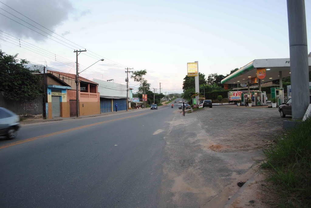 Rodovia Nilo Máximo, posto Coleginho by Gláucio Almeida