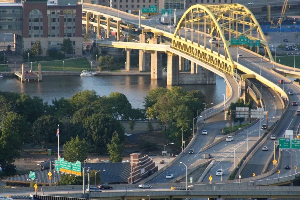 Fort Pitt Bridge and Interstate 279 - Pittsburgh, Pennsylvania by alexander_lau