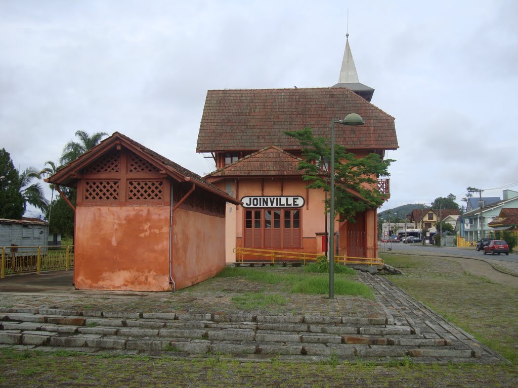 Estação de Cargas do complexo ferroviário de Joinville by Washington Luiz frei…