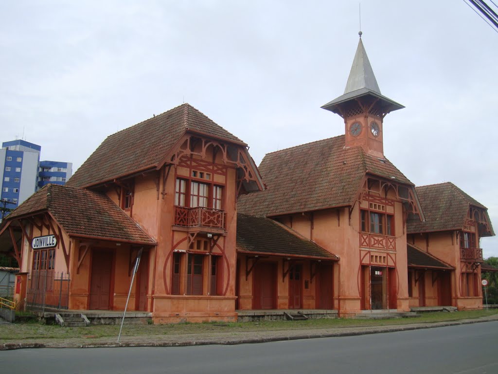 Estação de Cargas do complexo ferroviário de Joinville by Washington Luiz frei…