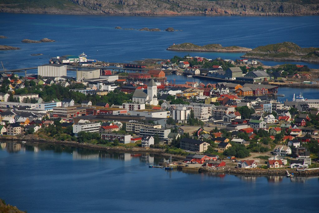 Svolvaer by Frederik van der Veer