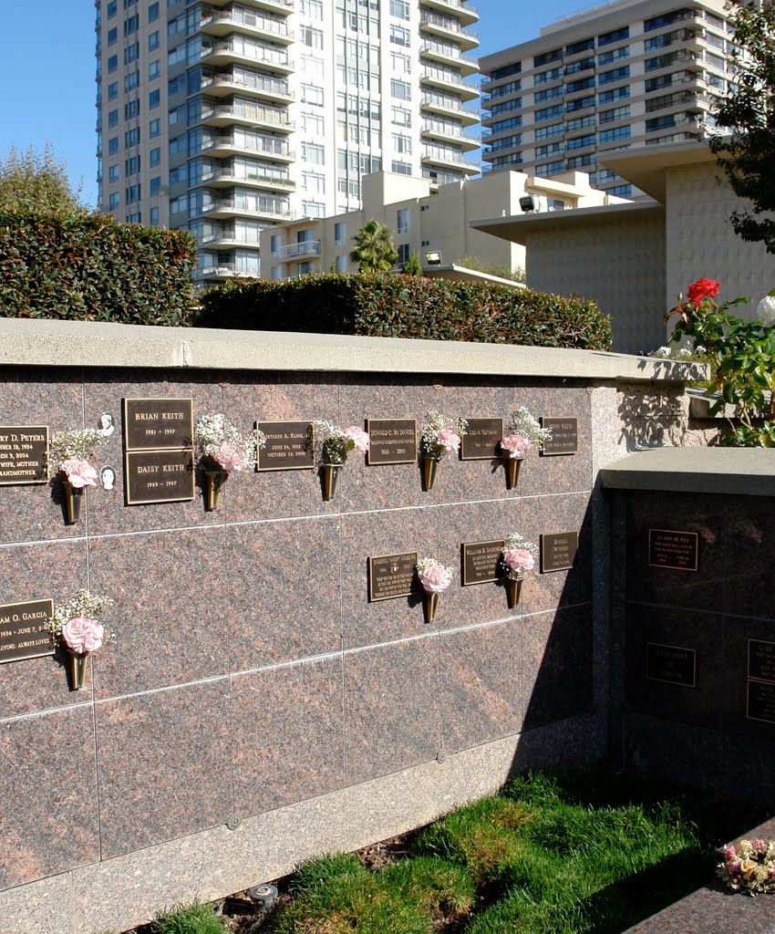 Actors Brian and Daisy Keith Gravesites by Kim Inboden