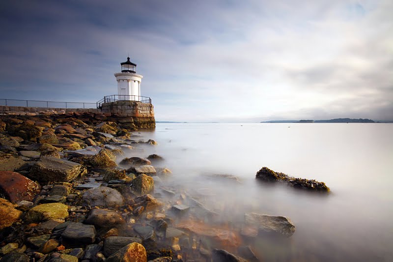 Portland Breakwater Light by tfavretto