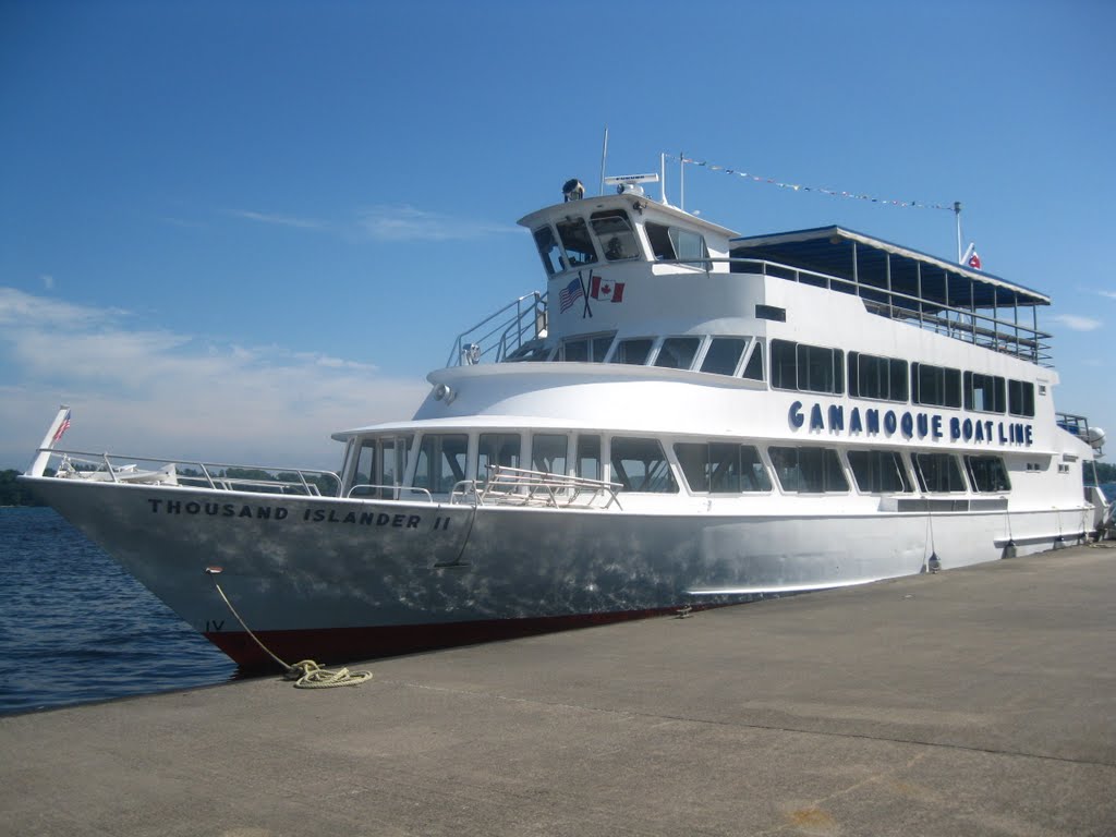 The Thousand Islander II, at Dock by ErikEF