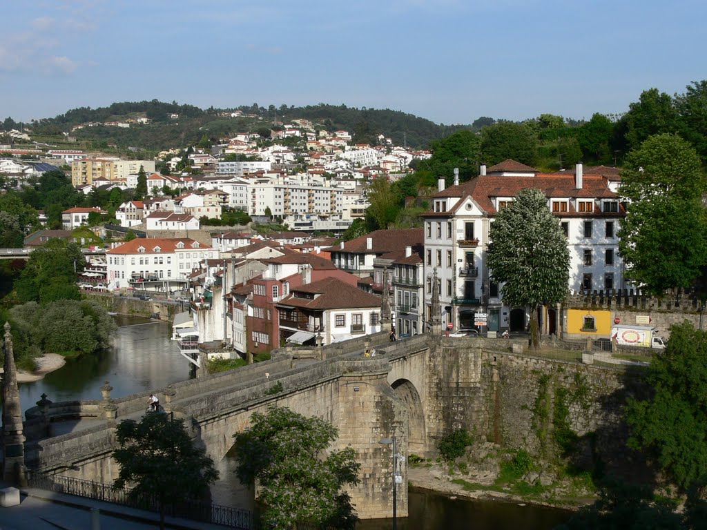 Amarante - Pont de Sao Gonçalo sur la Tâmega (Portugal) by jasonvy7