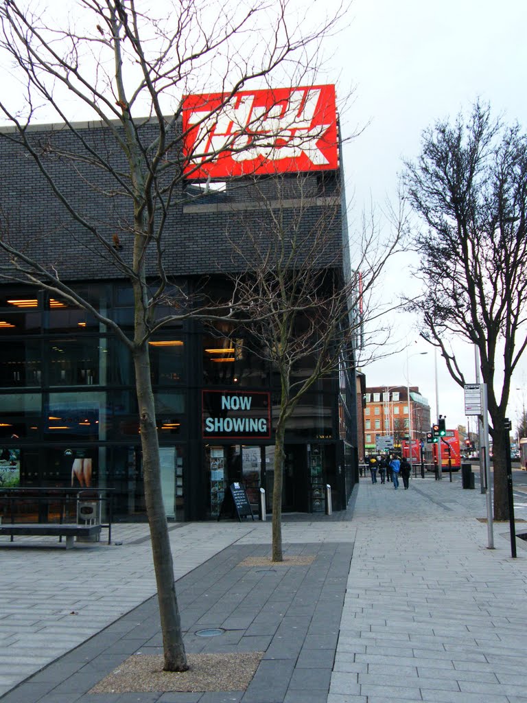 Hull TRuck Theatre, Ferensway, Hull by William Braquemard