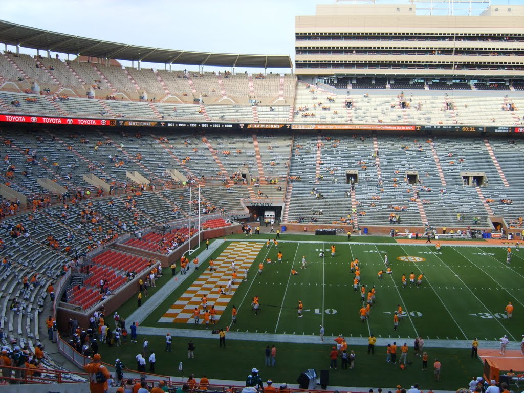 Neyland Stadium by crewsbomb8720