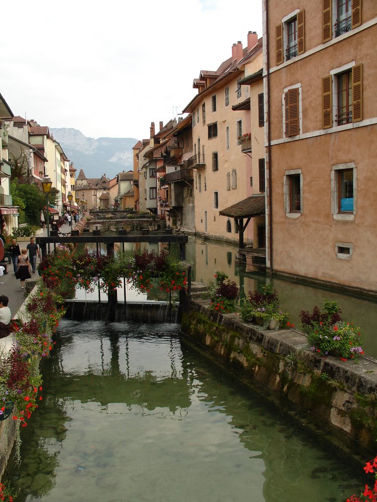 Annecy - France by abcdfe