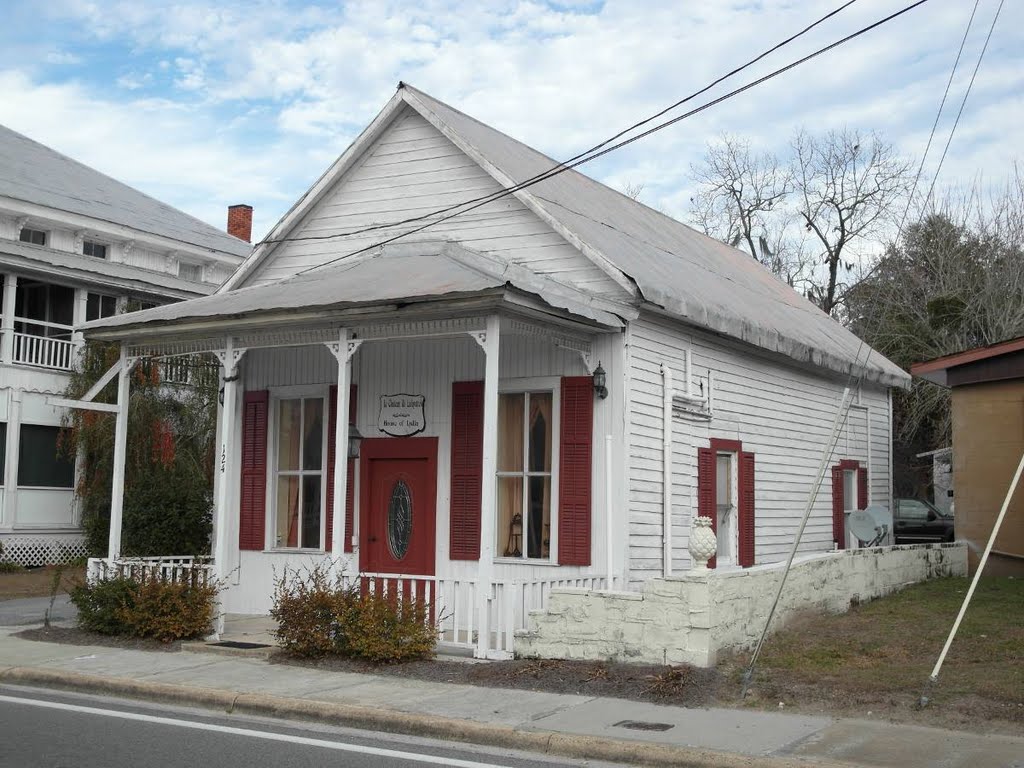 House of Lydia - Mayo, Florida by samfeltus