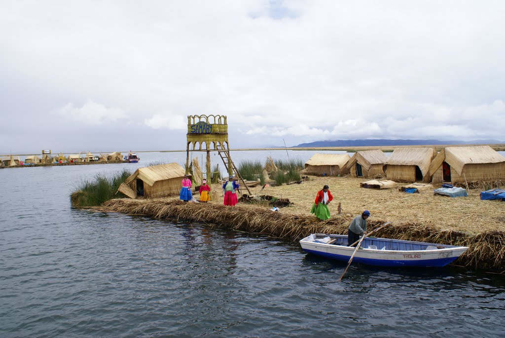 Ilas Los Uros - Lago Titicaca - Perú by iverson magalhaes