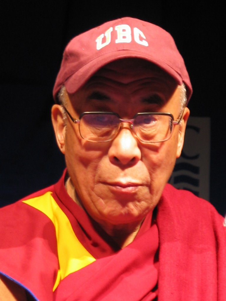 Dalai Lama at UBC 2004 by moontroll