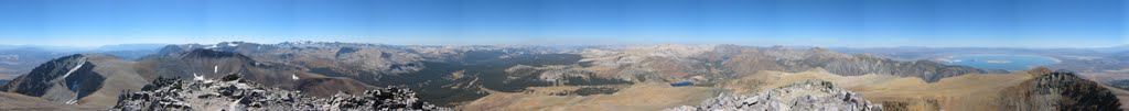 360 degree Panorama from the top of Mt. Dana (13,061 ft) in Yosemite National Park - LEFT CLICK on image to make it bigger - then LEFT CLICK once more (and only if necessary LEFT CLICK A THIRD TIME) - use scroll bars to move around by BOB PERRY