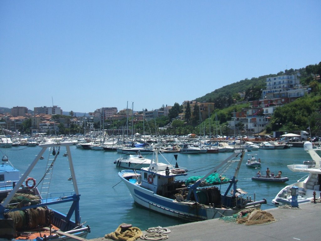 Porto di Agropoli by vaniii