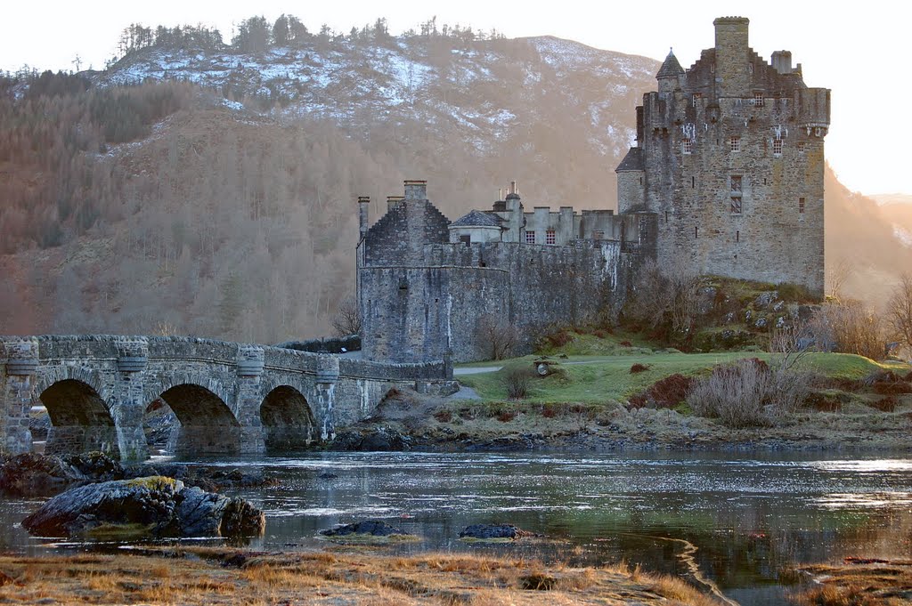 Eileen Donan Castle by Haggs