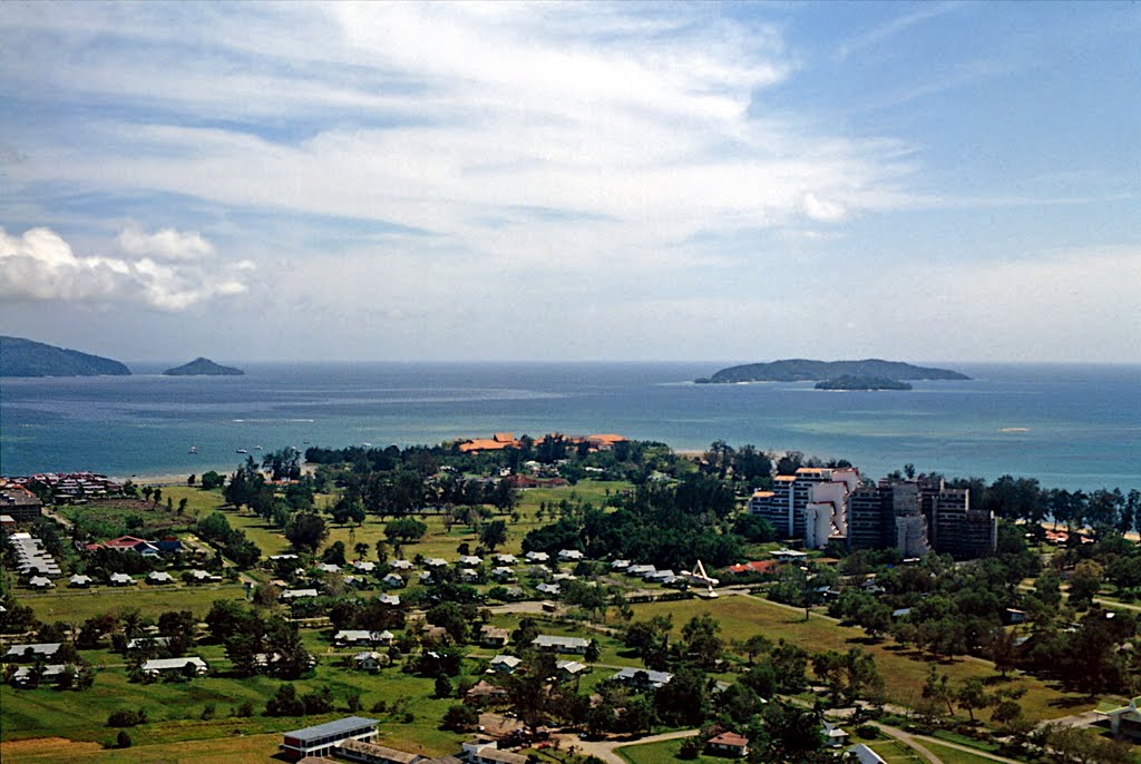 Kota Kinabalu by Heidy R. Hort