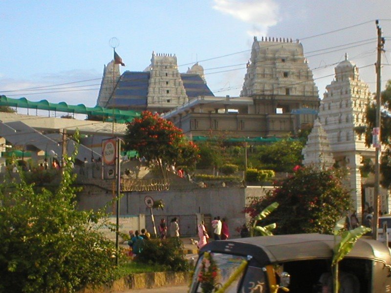 ISKCON Temple, Bangalore by ospr