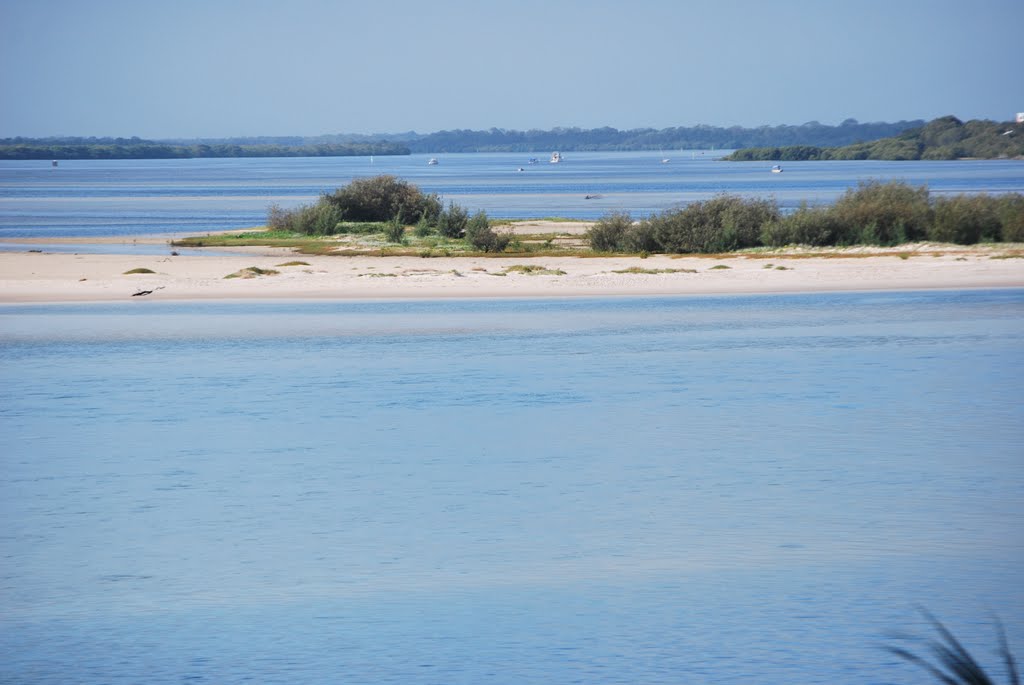 Bribie Island I by noel & carolyn