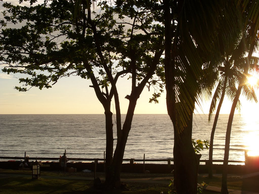 South Sea Resort seaside at sunrise in Dumaguete City, Oriental Negros, Philippines by kang © francis b i ♣