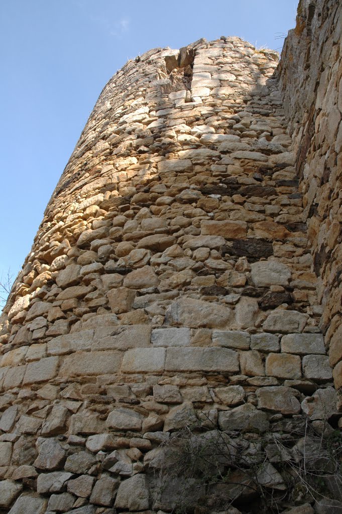 Tour de Chassignolles -Haute-Loire by Ghislain Samochwal