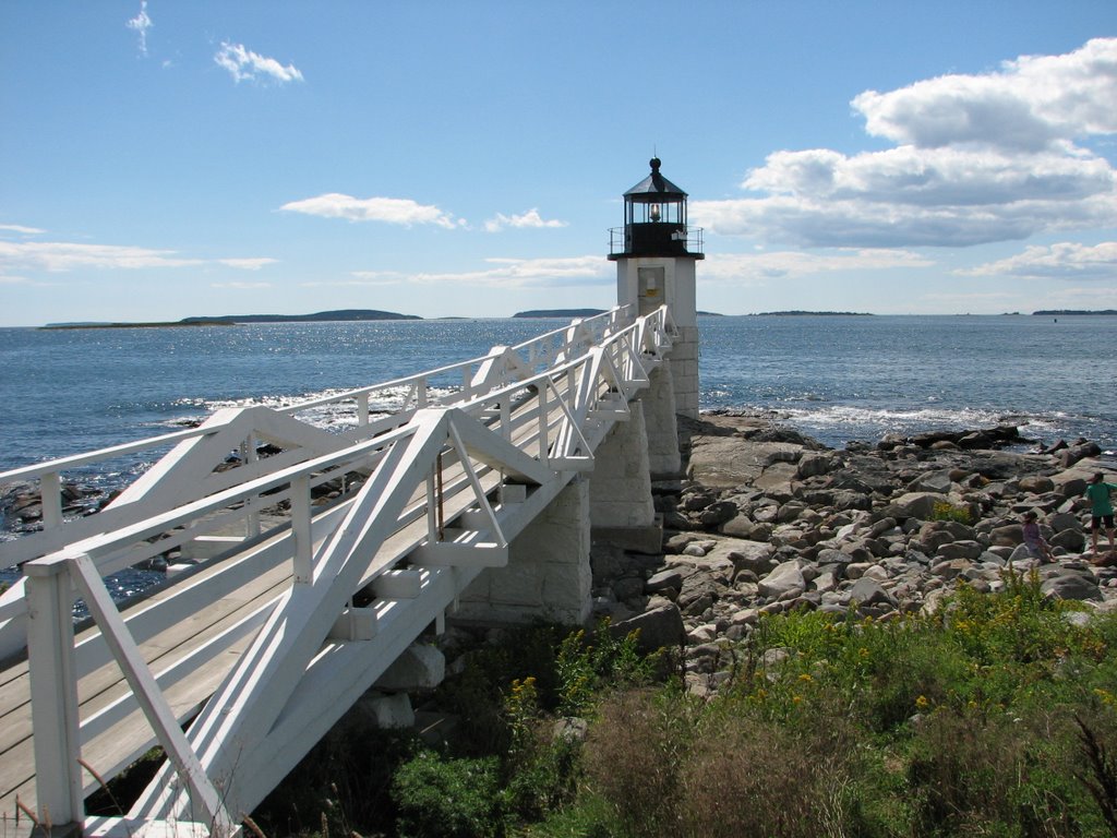 Marshall Point Lighthouse, Maine by JBouts