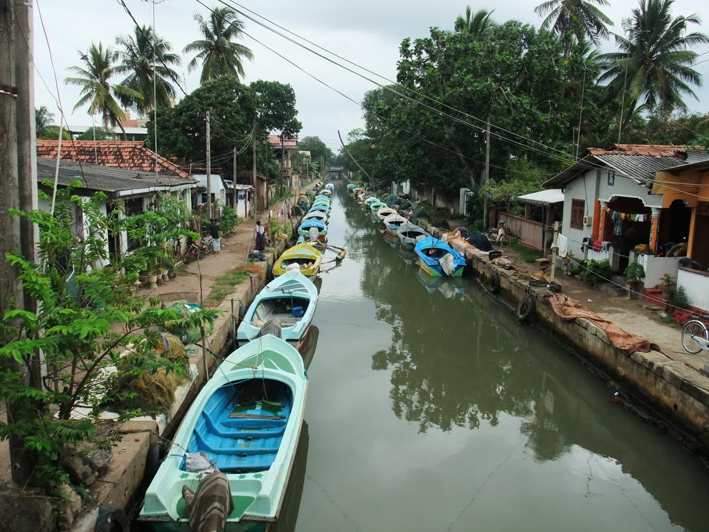 Negombo dutch canal by bigtam