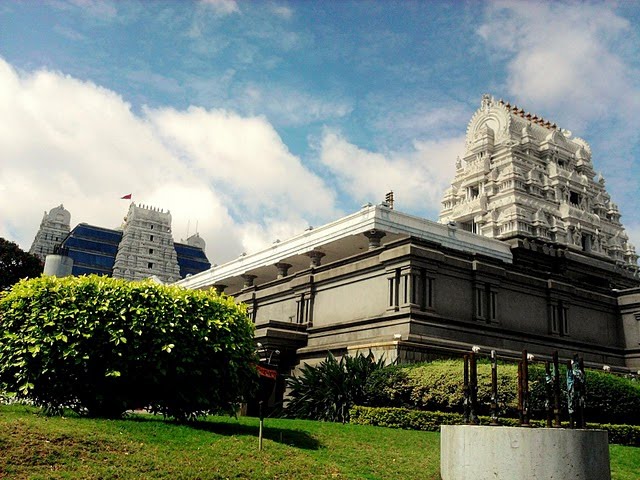 Iskon Temple, Bangalore by iamteja