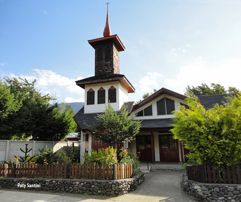 Iglesia de Coñaripe, Pucón, Chile by Patricia Santini