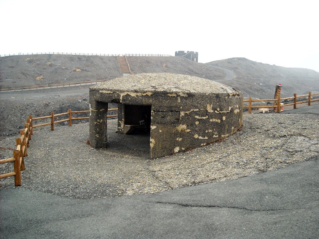 Safety shelter at Asosan Volcano, Japan by nelson.c