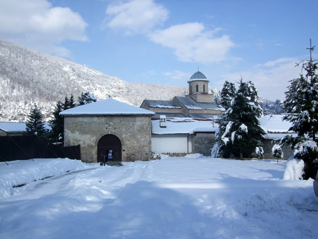 Manastir Visoki Dečani by Ljubiša Bogdanović