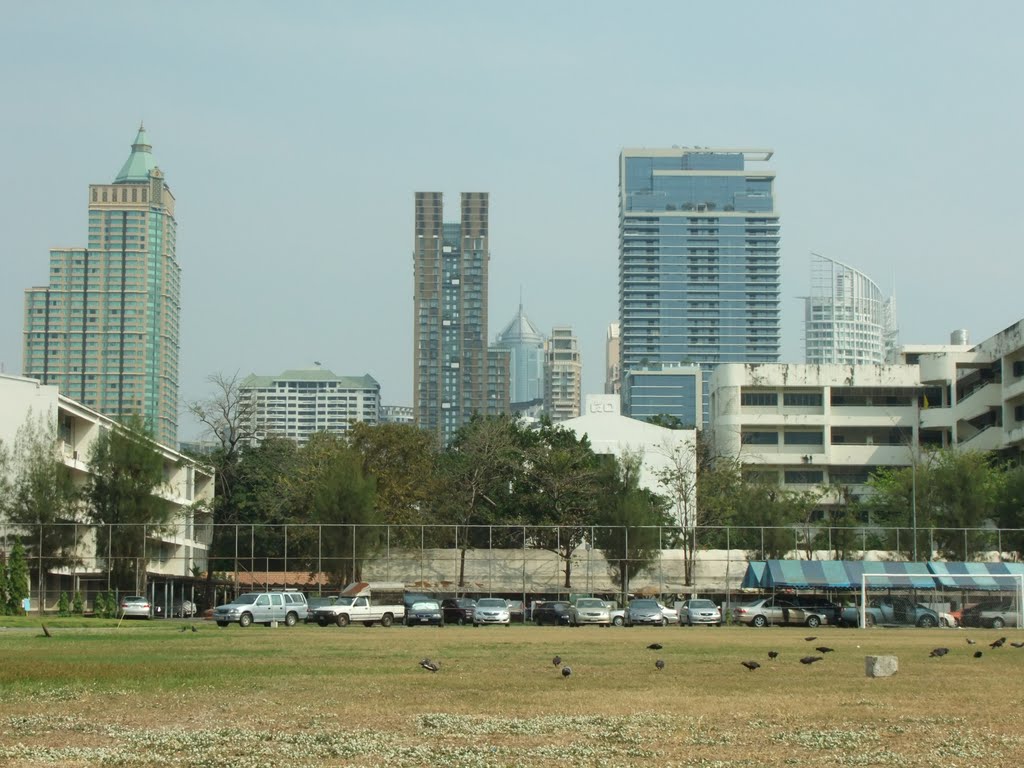 Building in Bangkok by Suchart Chantrawong