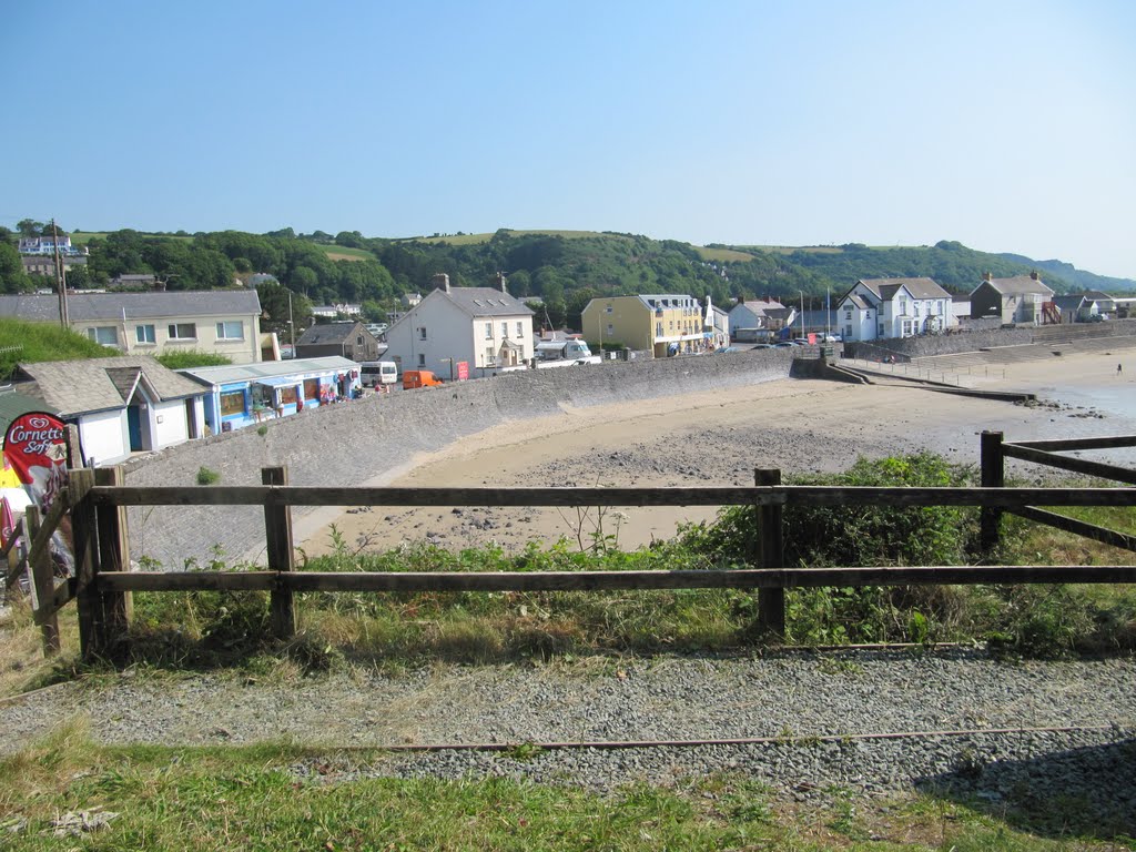 Pendine Beach, Carmarthen by oldchippy