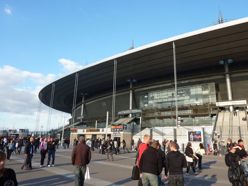 Stade de France by Iñaki Lasa Rodríguez