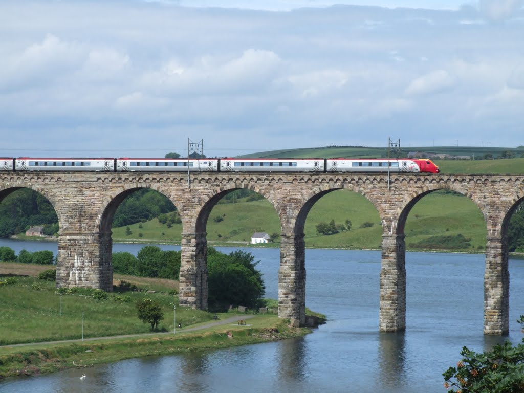 Crossing the Tweed at Berwick by Phil Beecher