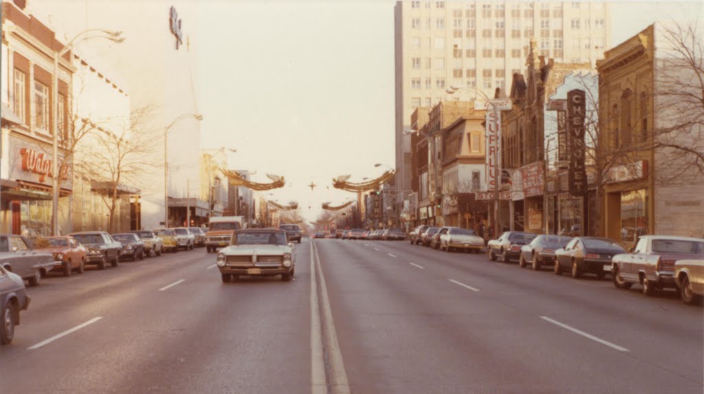 W College Ave 1976 by Divine