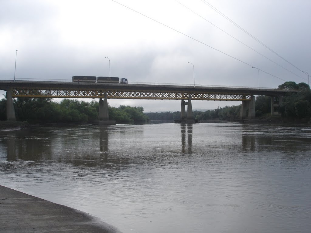 Ponte sobre o Rio Iguaçu em São Mateus do Sul-PR by Ionildo Sanches