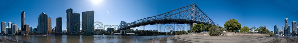 Story Bridge from Kangroo Point to City by Grant I. Tebbutt