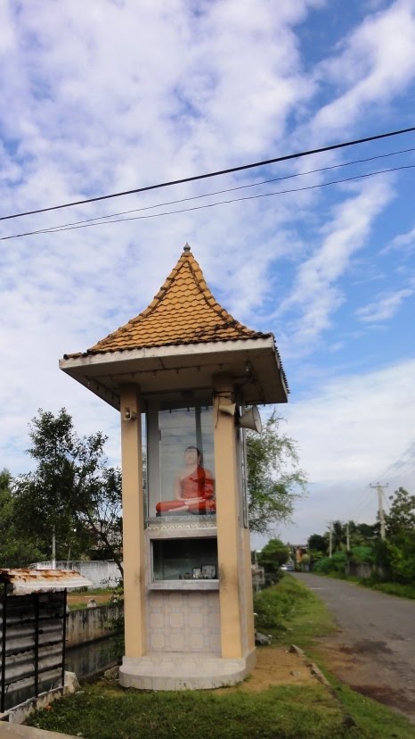 Katukurunduwatta, Dehiwala-Mount Lavinia, Sri Lanka by Senanayaka Bandara