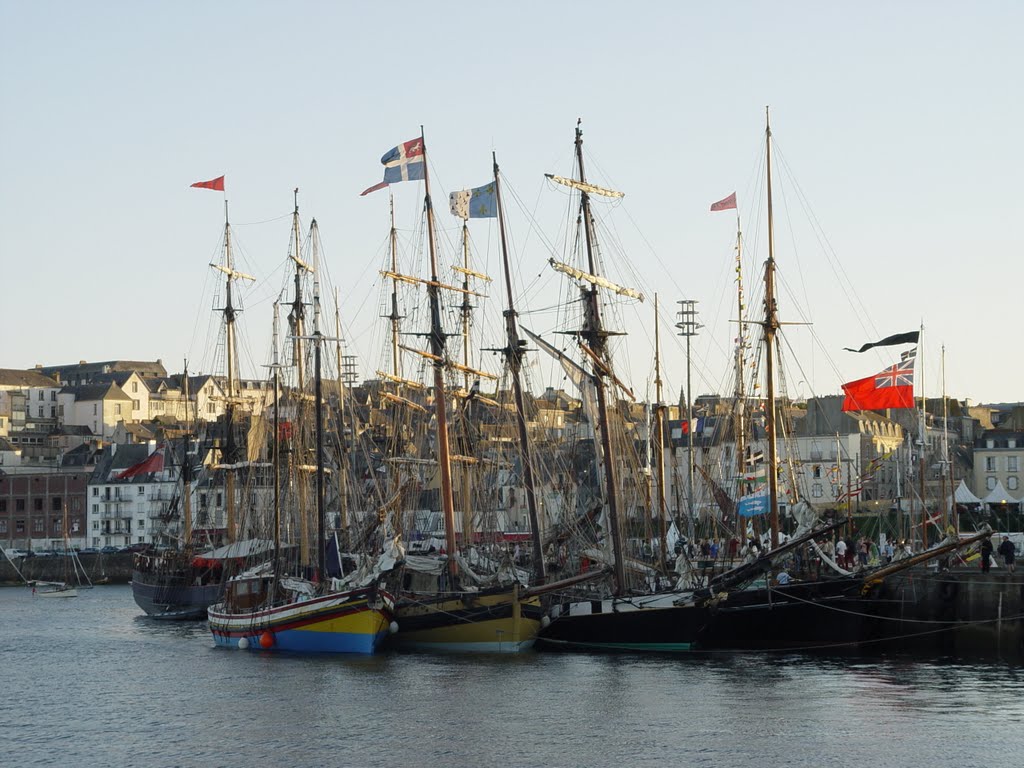 La Bretagne - Douarnenez - France by campiana