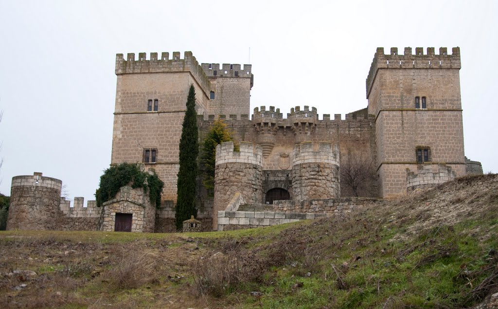 Castillo de Ampudia. Palencia by gonzaluski