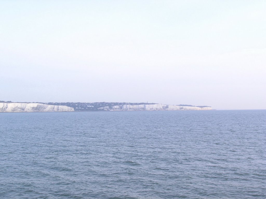 White cliffs from Ferry by schisoidman