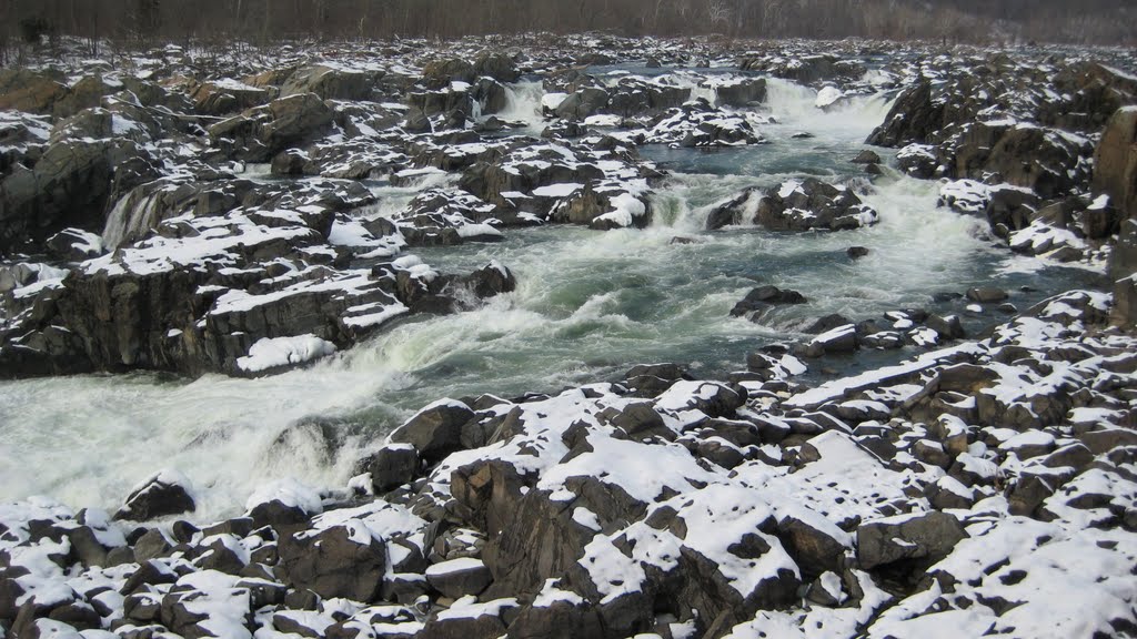 The Great Falls viewed from Maryland by m_ferraton