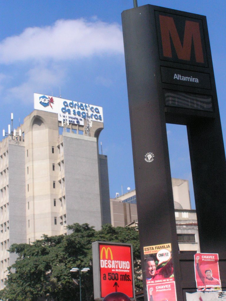 Esquina en la Av. Francisco de Miranda, a la altura de Altamira by El Tecnorrante