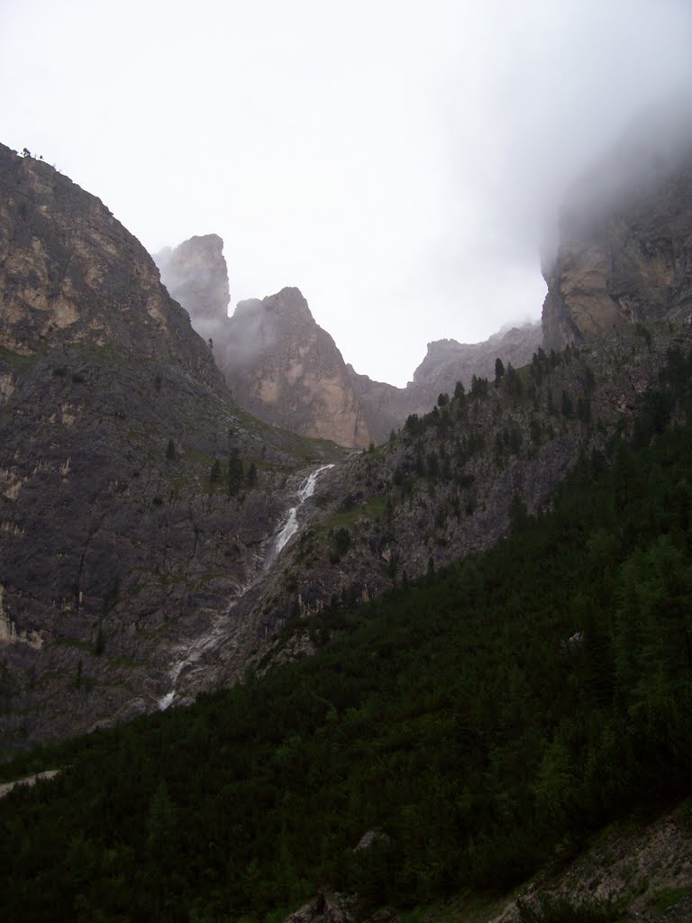 Passo Sella by Giorgio Paneck