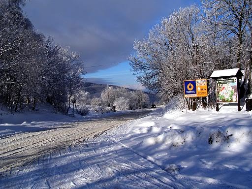 Przełęcz Kowarska otulona zimą by Sebastian Klizner