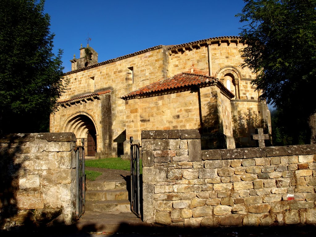 Iglesia de Santos Facundo y Primitivo by tamekahanova