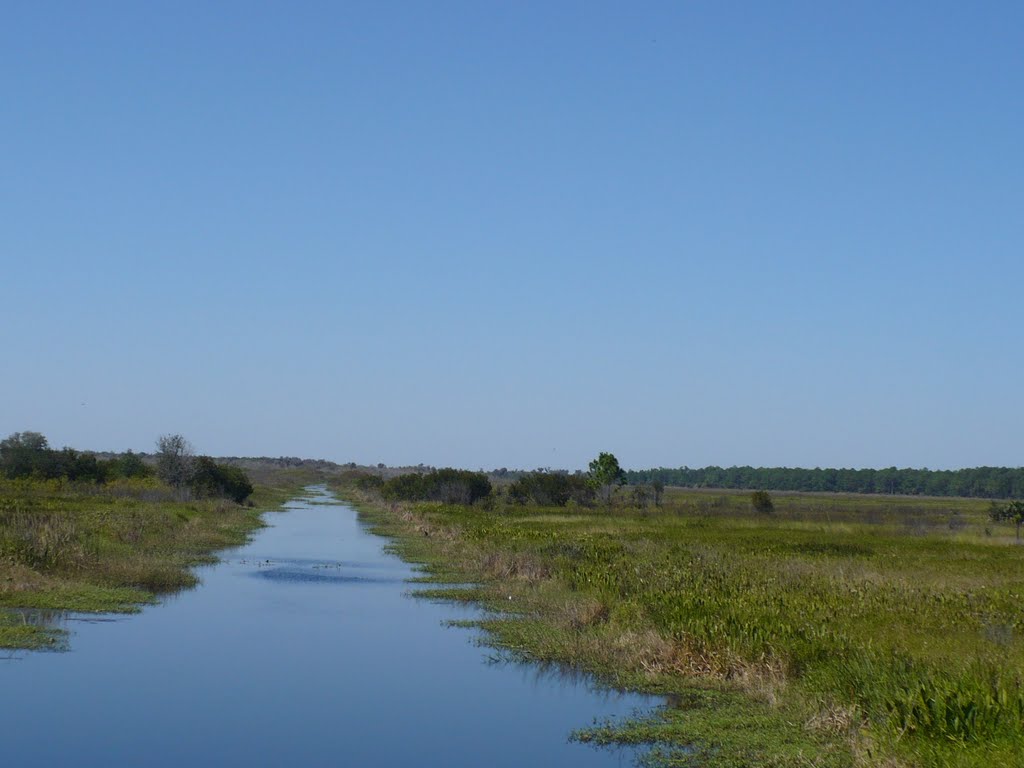 Canal leading away from the lake by sammie59