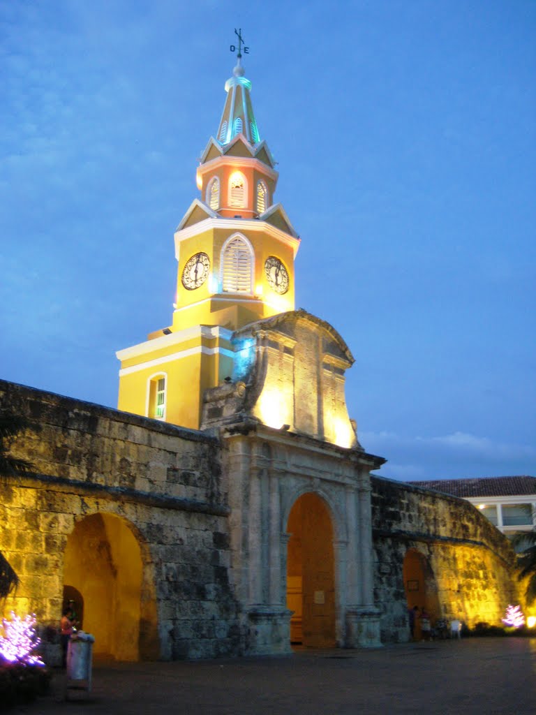 Torre del Reloj, Cartagena de Indias, Colombia by Cecilia O. de Azeved…