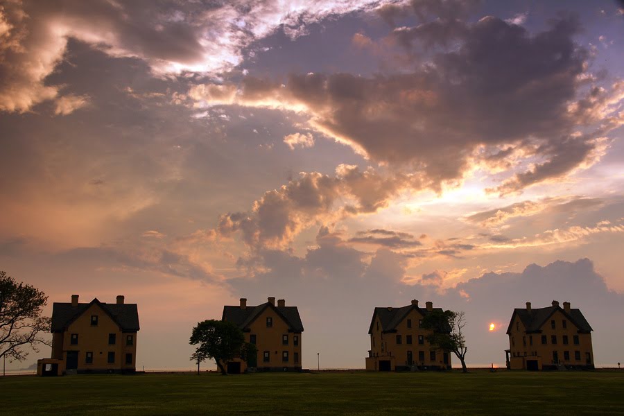 Officers Quarters by jadeflute